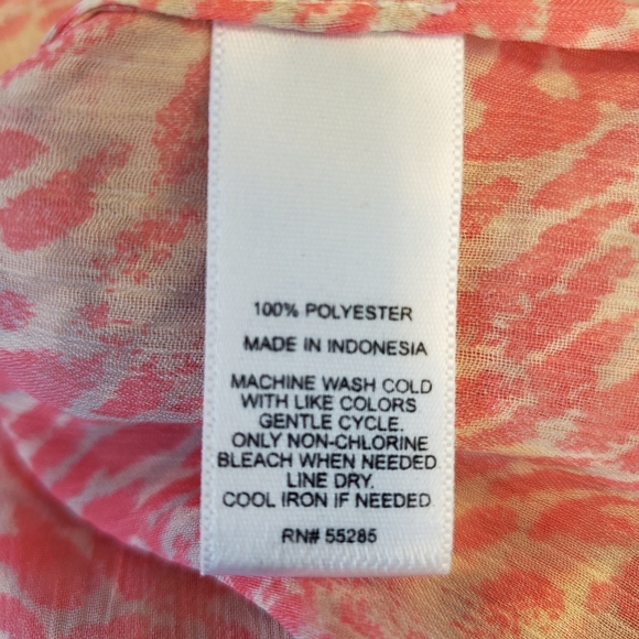 Express Pink Shades Animal Print Top - Picture 4 of 4